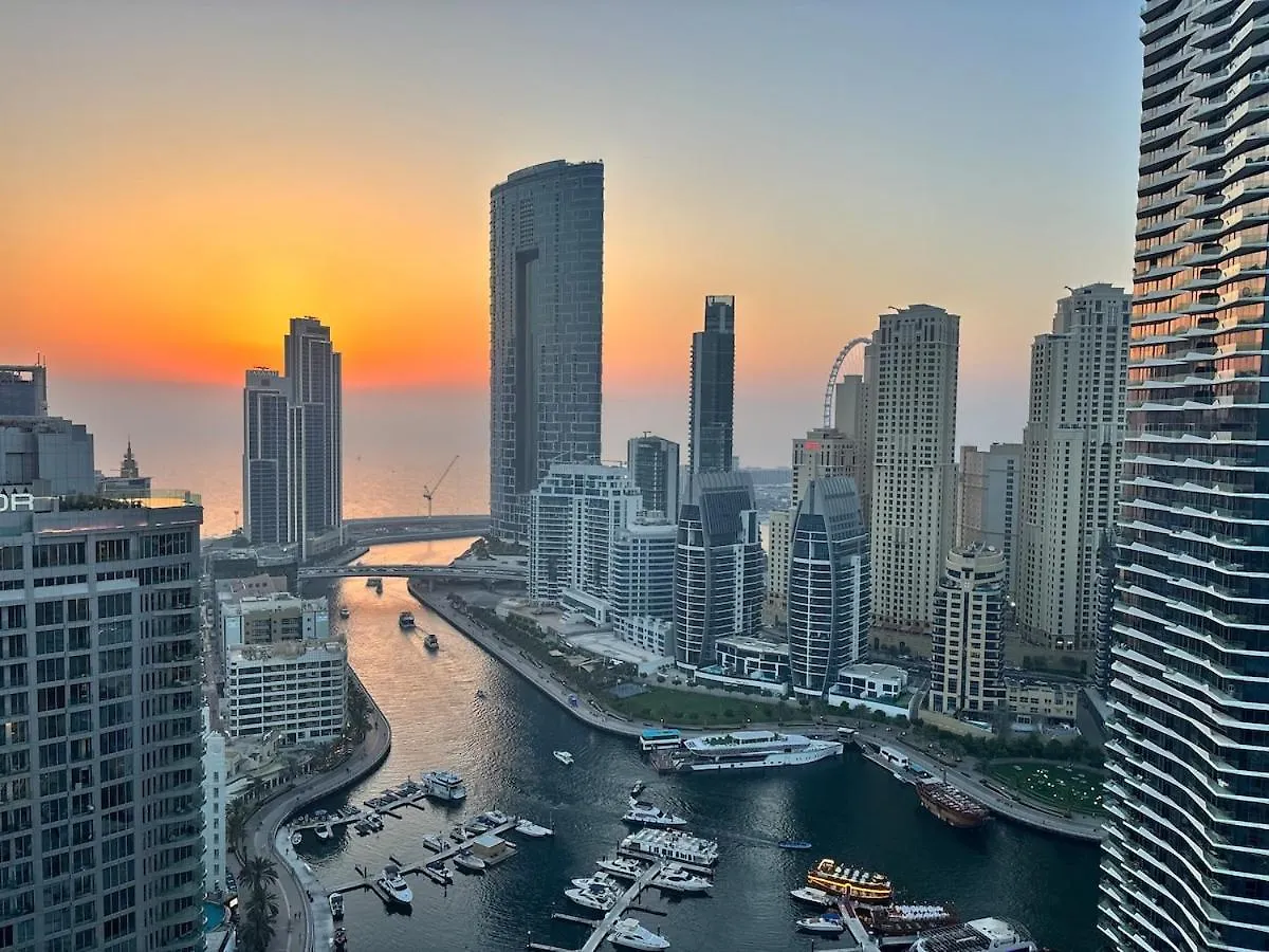 Golden Hour Stay Sea View In Marina דובאי